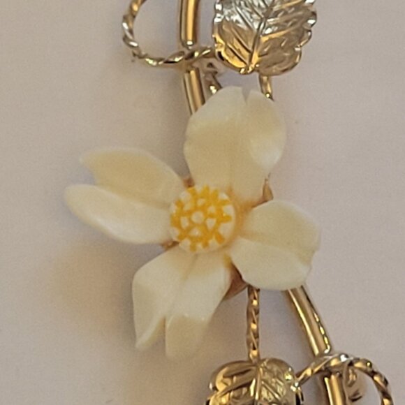 Vintage Kenzo Gold & Ivory Floral Brooch With Leaf Accents 2" Long 12K Gold Fill - Picture 2 of 5